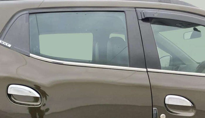 2020 Renault Kwid RXT 1.0 AMT (O), Petrol, Automatic, 39,605 km, Right rear door - Door visor damaged