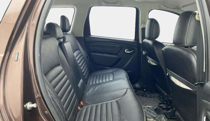 2021 Renault Duster RXZ 1.5 PETROL MT, Petrol, Manual, 45,024 km, Right Side Rear Door Cabin