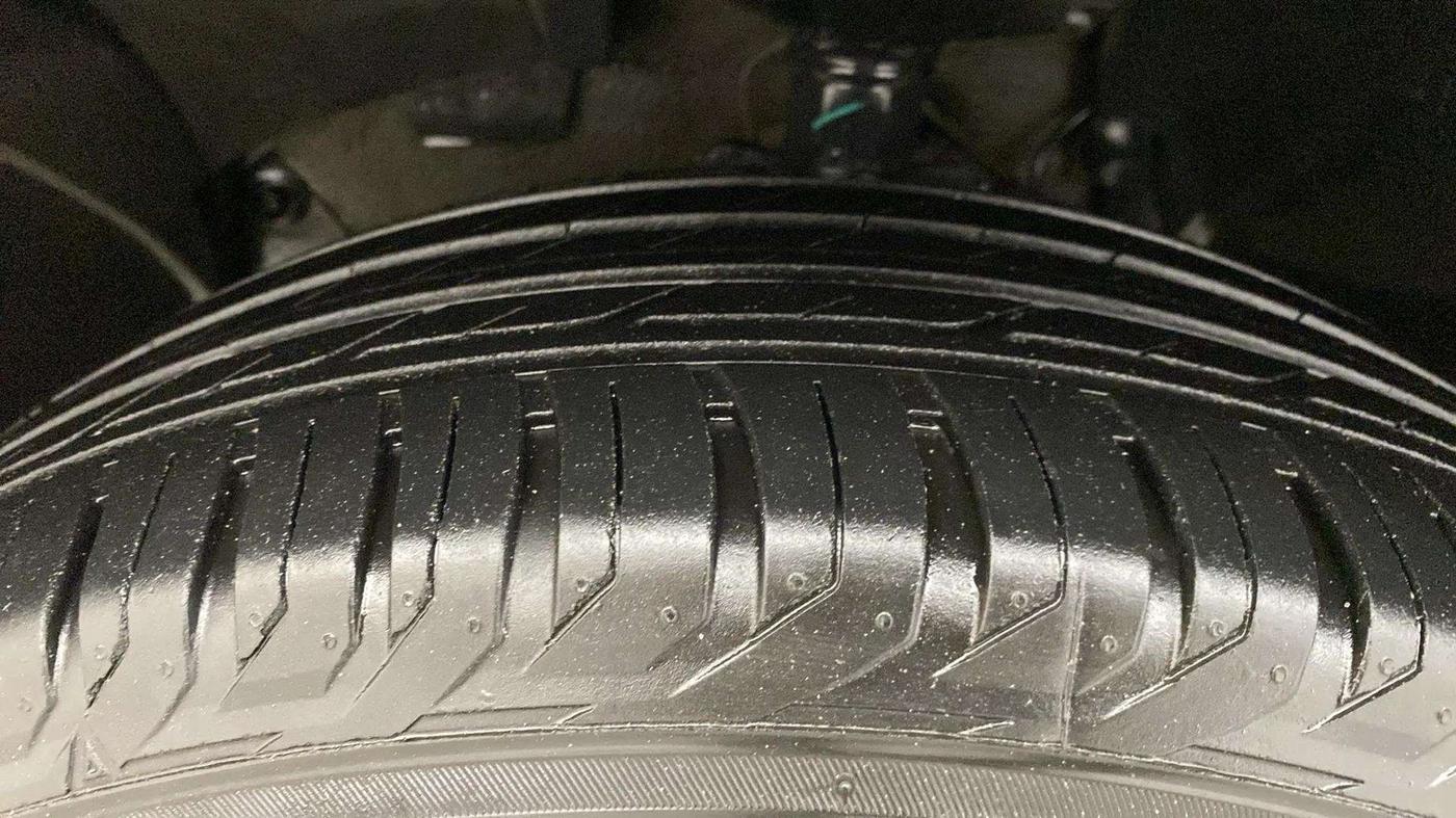 2021 Renault Duster RXZ 1.5 PETROL MT, Petrol, Manual, 45,093 km, Left Front Tyre Tread