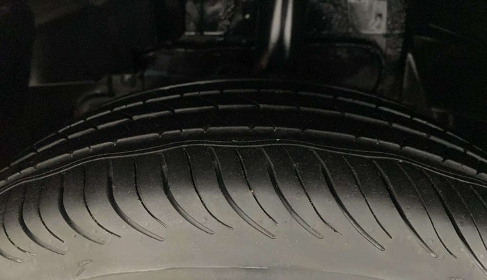 2019 Tata NEXON XZ PETROL, Petrol, Manual, 52,494 km, Left Front Tyre Tread