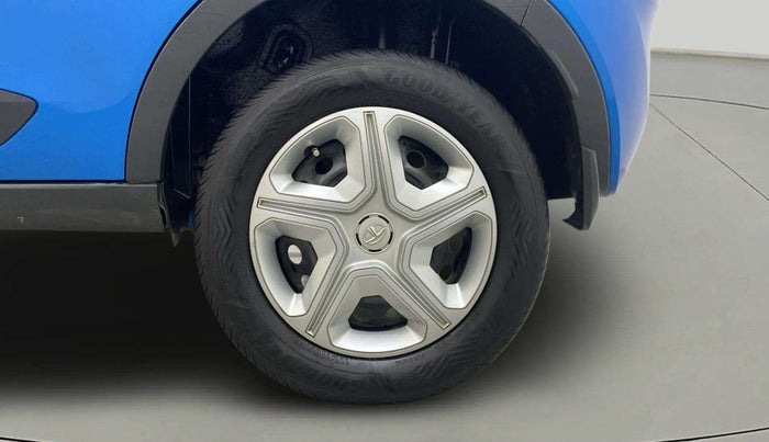 2019 Tata NEXON XZ PETROL, Petrol, Manual, 52,494 km, Left Rear Wheel