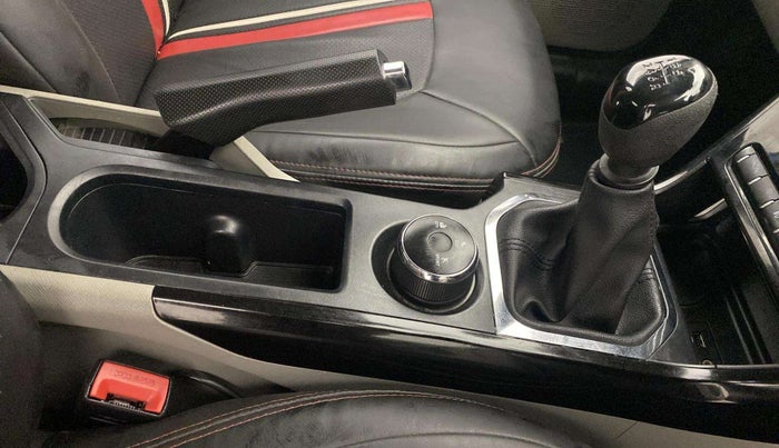 2019 Tata NEXON XZ PETROL, Petrol, Manual, 52,494 km, Gear Lever