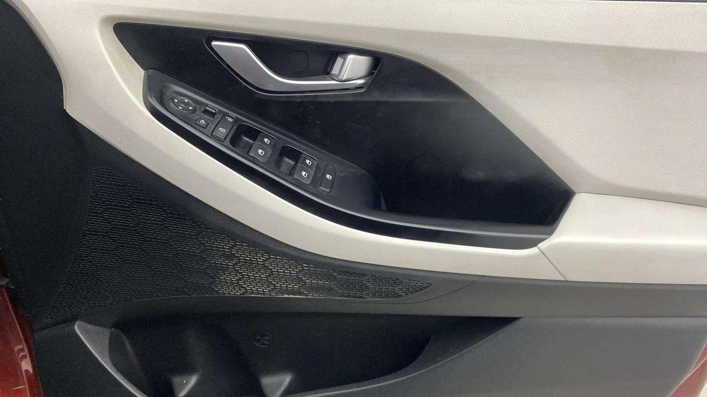 2021 Hyundai Creta SX 1.5 PETROL, Petrol, Manual, 41,075 km, Driver Side Door Panels Control