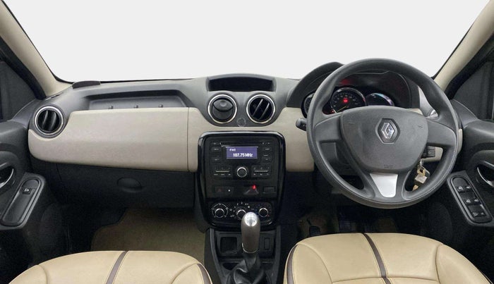 2015 Renault Duster RXL PETROL, Petrol, Manual, 29,684 km, Dashboard