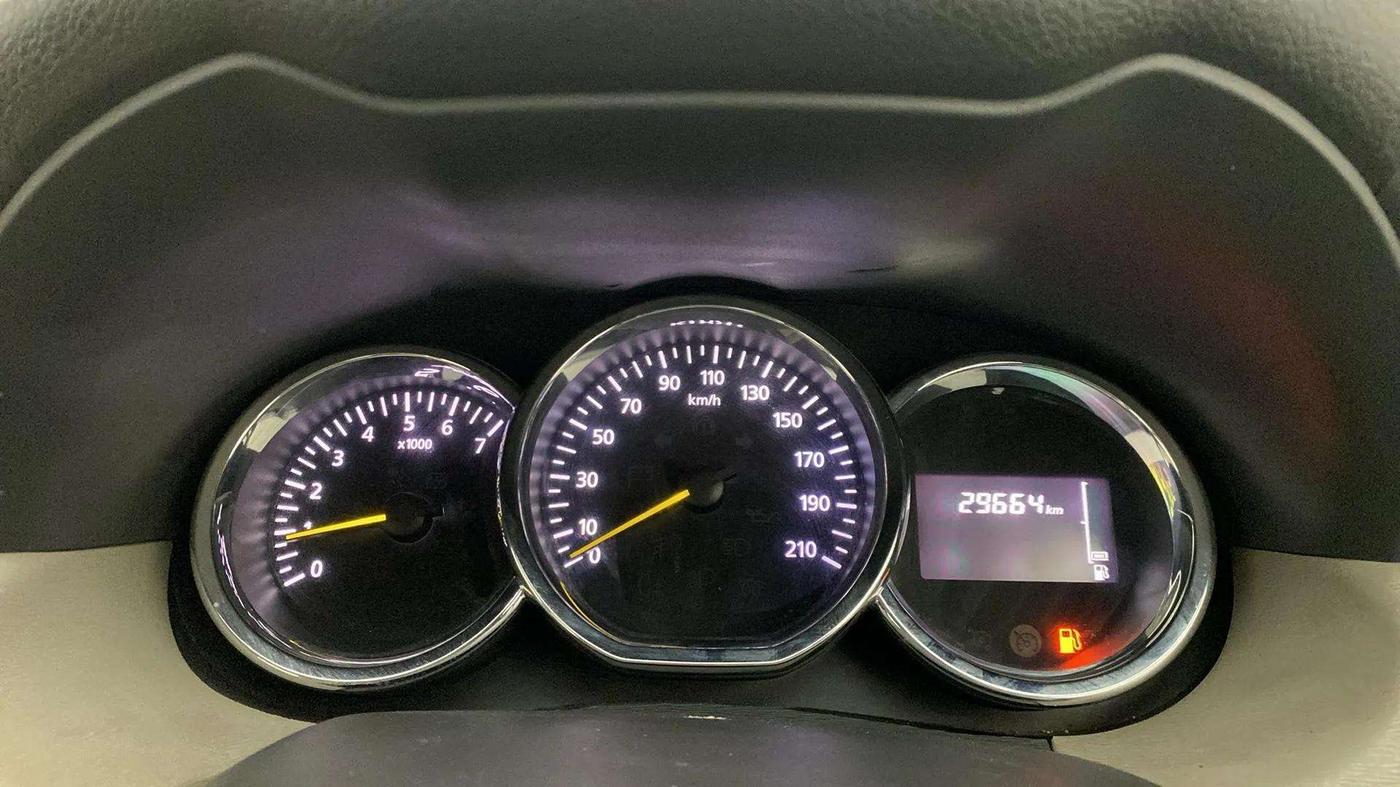 2015 Renault Duster RXL PETROL, Petrol, Manual, 29,784 km, Odometer Image