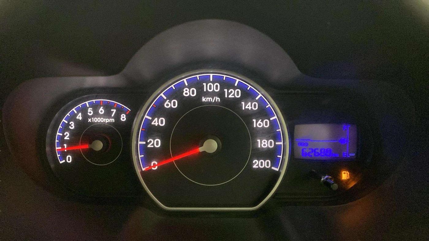 2016 Hyundai i10 SPORTZ 1.1, Petrol, Manual, 62,787 km, Odometer Image