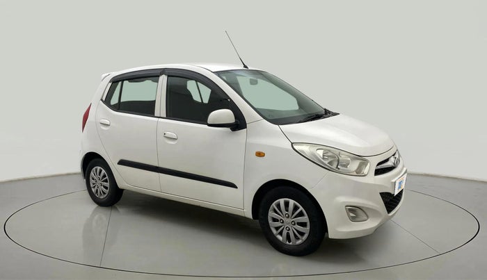 2016 Hyundai i10 SPORTZ 1.1, Petrol, Manual, 62,719 km, Right Front Diagonal