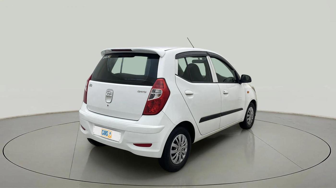 2016 Hyundai i10 SPORTZ 1.1, Petrol, Manual, 62,787 km, Right Back Diagonal