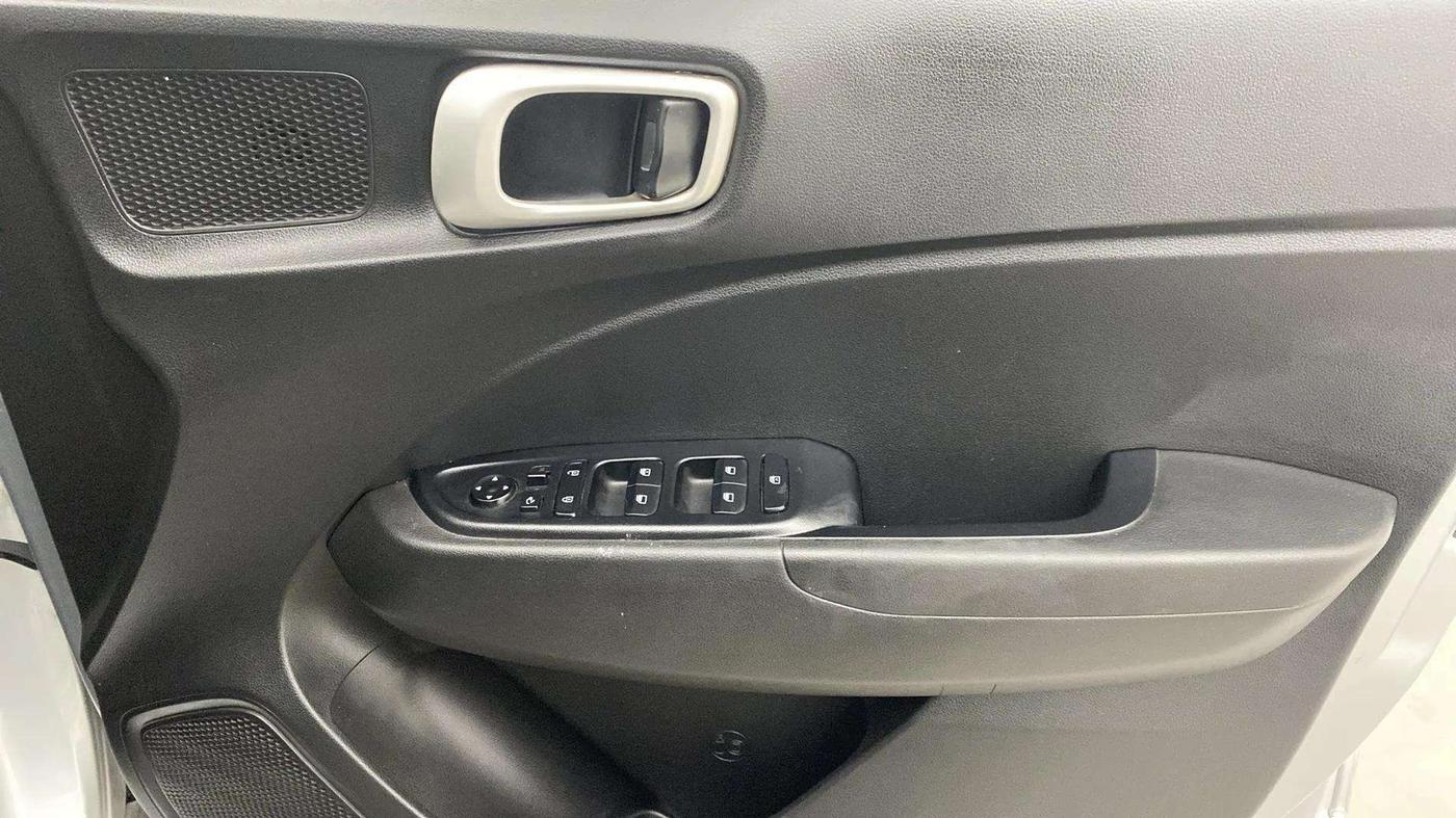 2019 Hyundai VENUE SX PLUS 1.0 TURBO DCT, Petrol, Automatic, 33,744 km, Driver Side Door Panels Control