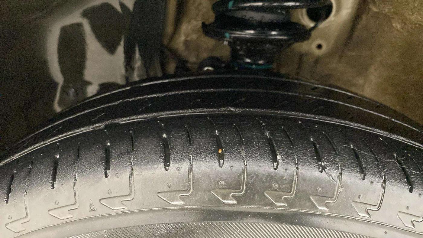 2020 Maruti IGNIS ZETA 1.2, Petrol, Manual, 63,701 km, Left Front Tyre Tread
