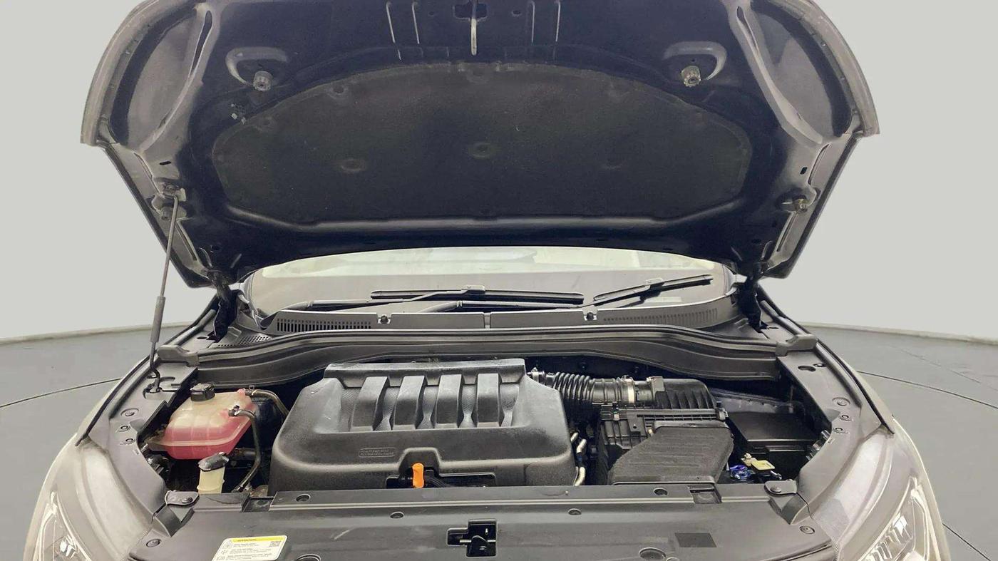 2022 Mahindra XUV700 AX 5 P AT 5 STR, Petrol, Automatic, 30,522 km, Open Bonet