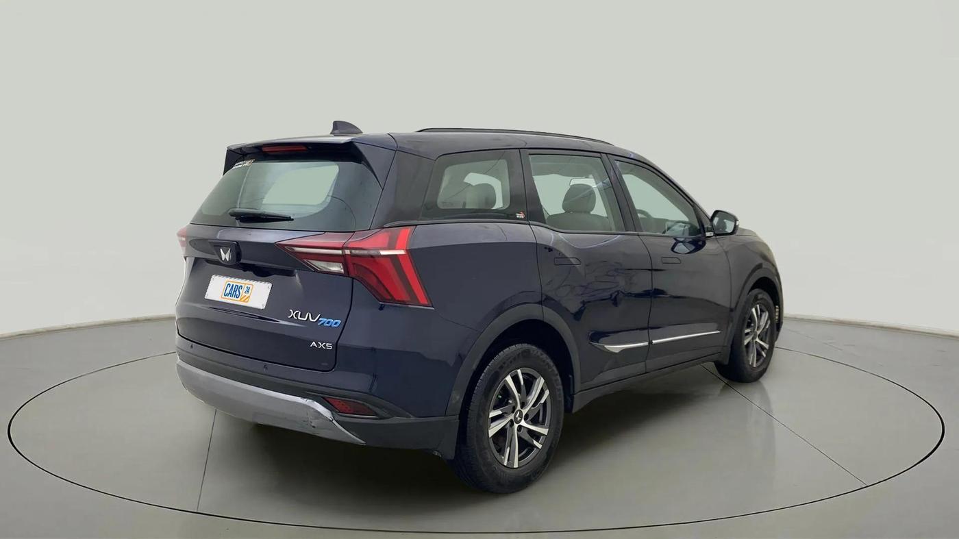 2022 Mahindra XUV700 AX 5 P AT 5 STR, Petrol, Automatic, 30,522 km, Right Back Diagonal