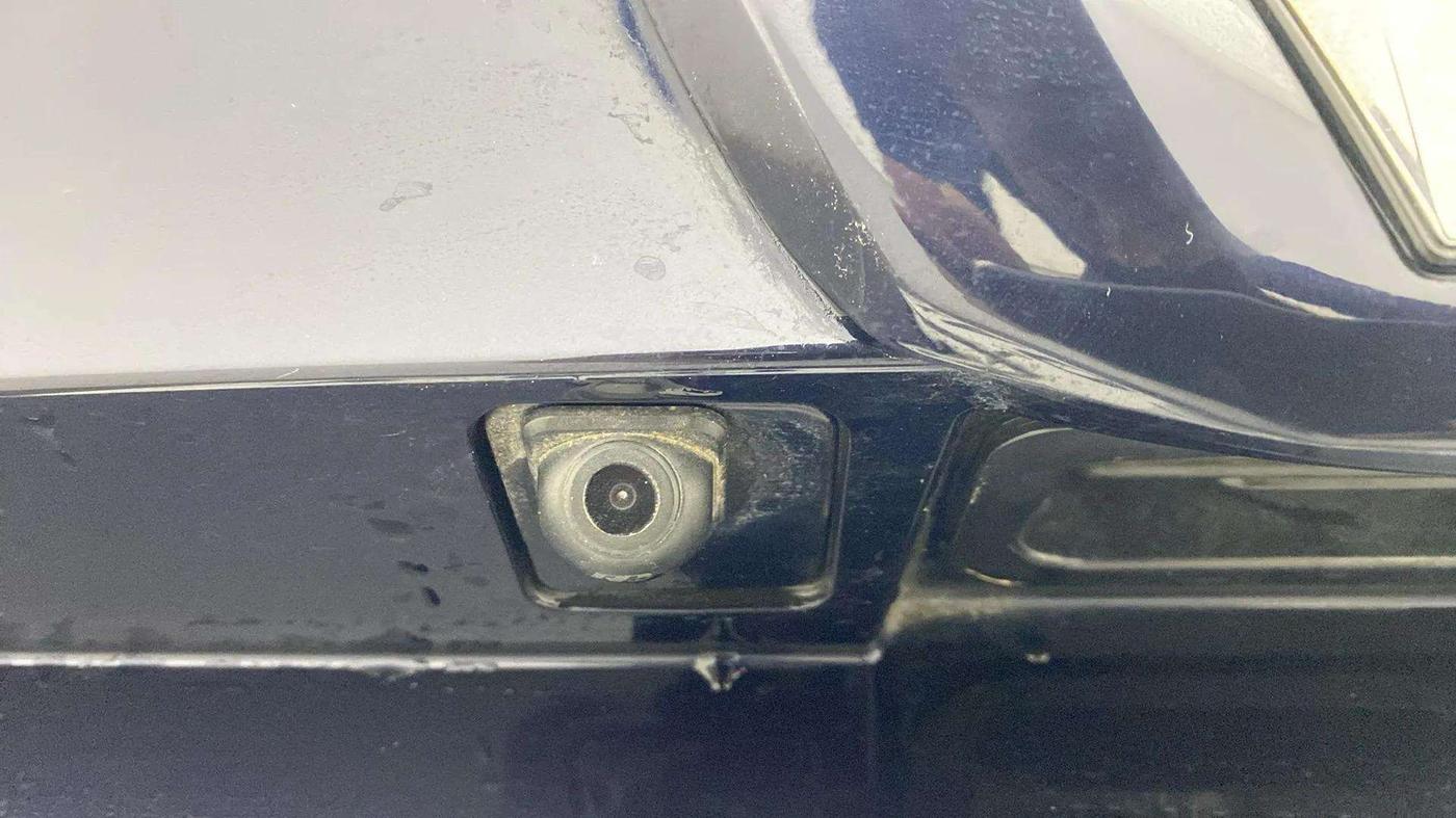 2022 Mahindra XUV700 AX 5 P AT 5 STR, Petrol, Automatic, 30,522 km, Parking Camera