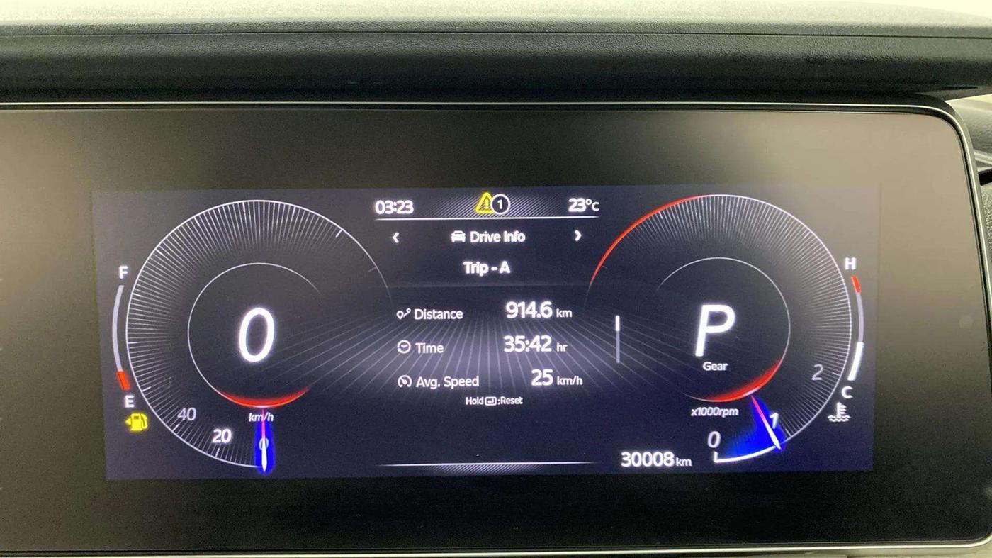 2022 Mahindra XUV700 AX 5 P AT 5 STR, Petrol, Automatic, 30,522 km, Odometer Image