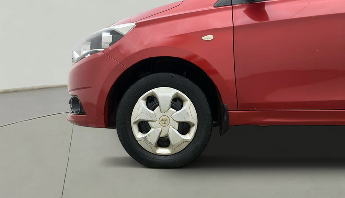 2016 Tata Tiago XT PETROL, Petrol, Manual, 92,706 km, Left Front Wheel