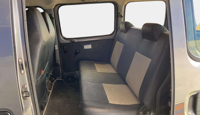 2019 Maruti Eeco 5 STR WITH A/C+HTR, Petrol, Manual, 29,627 km, Second-row right seat - Seat Belt Missing