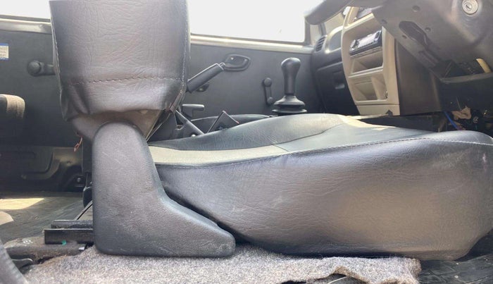 2019 Maruti Eeco 5 STR WITH A/C+HTR, Petrol, Manual, 29,627 km, Driver Side Adjustment Panel