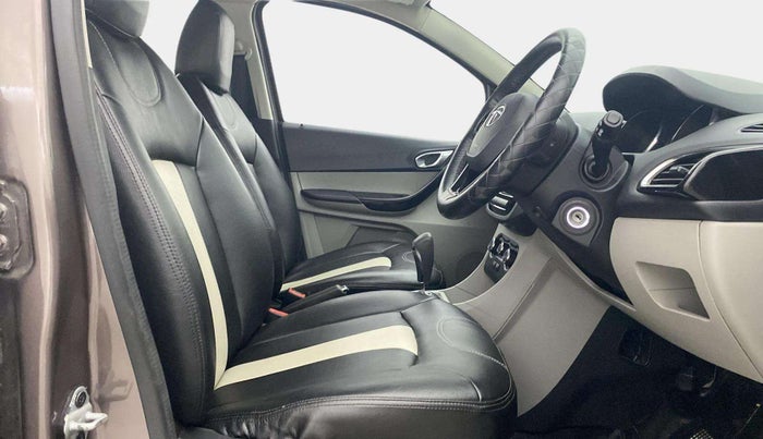 2019 Tata Tiago XZA PETROL, Petrol, Automatic, 31,784 km, Right Side Front Door Cabin