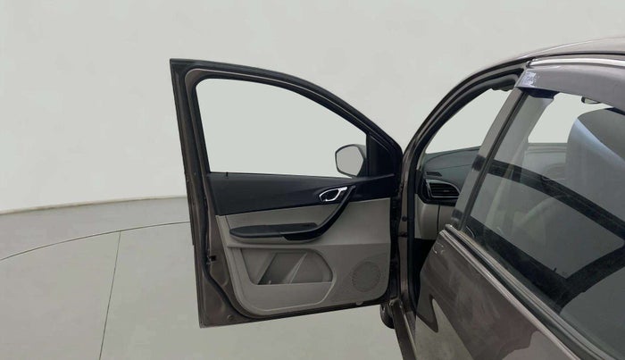 2019 Tata Tiago XZA PETROL, Petrol, Automatic, 31,784 km, LHS Front Door