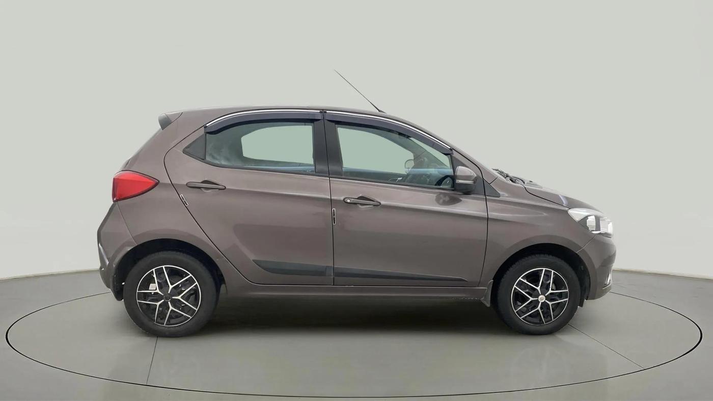 2019 Tata Tiago XZA PETROL, Petrol, Automatic, 31,784 km, Right Side View