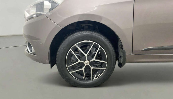 2019 Tata Tiago XZA PETROL, Petrol, Automatic, 31,784 km, Left Front Wheel