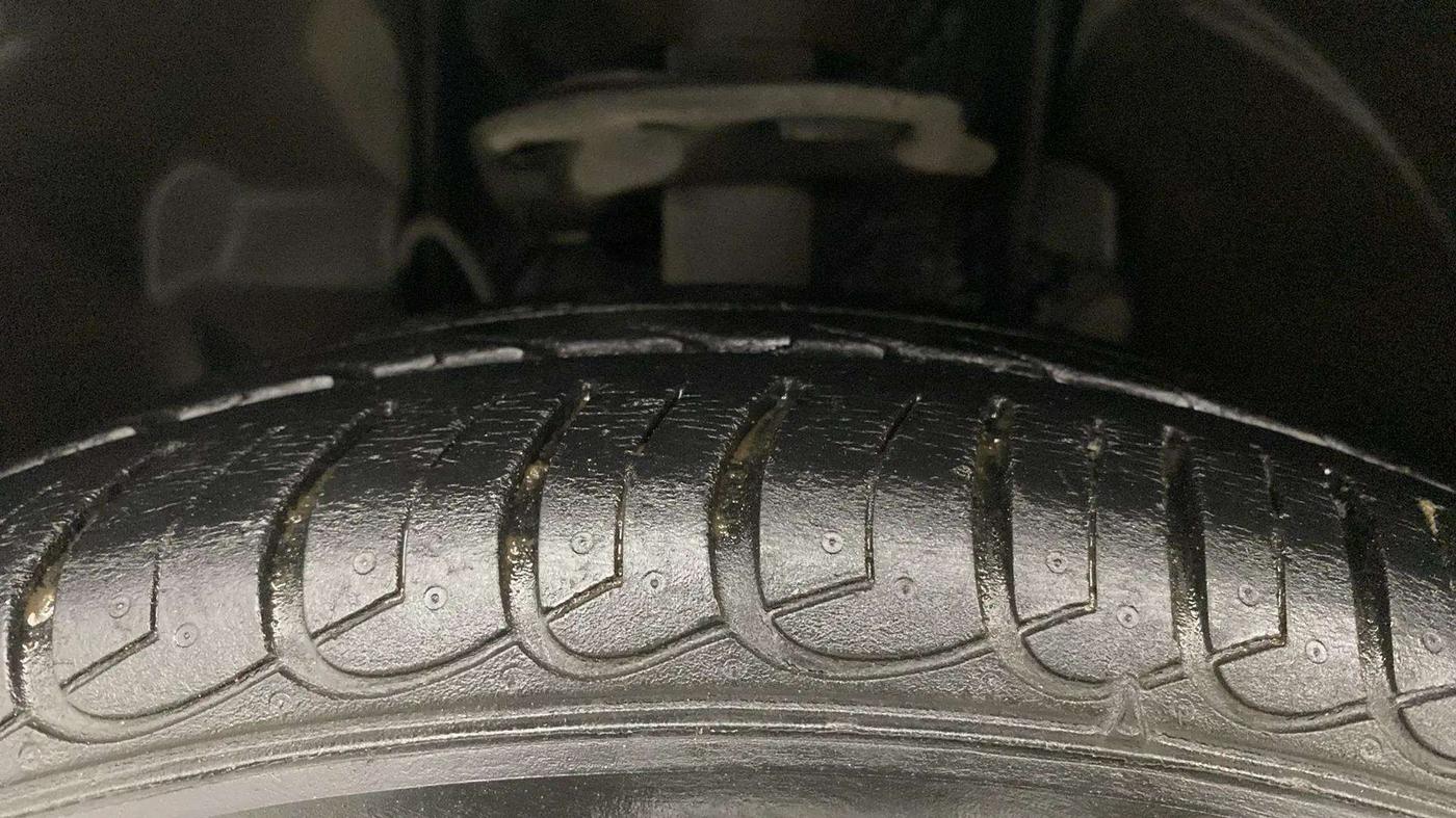 2019 Tata Tiago XZA PETROL, Petrol, Automatic, 31,784 km, Left Front Tyre Tread