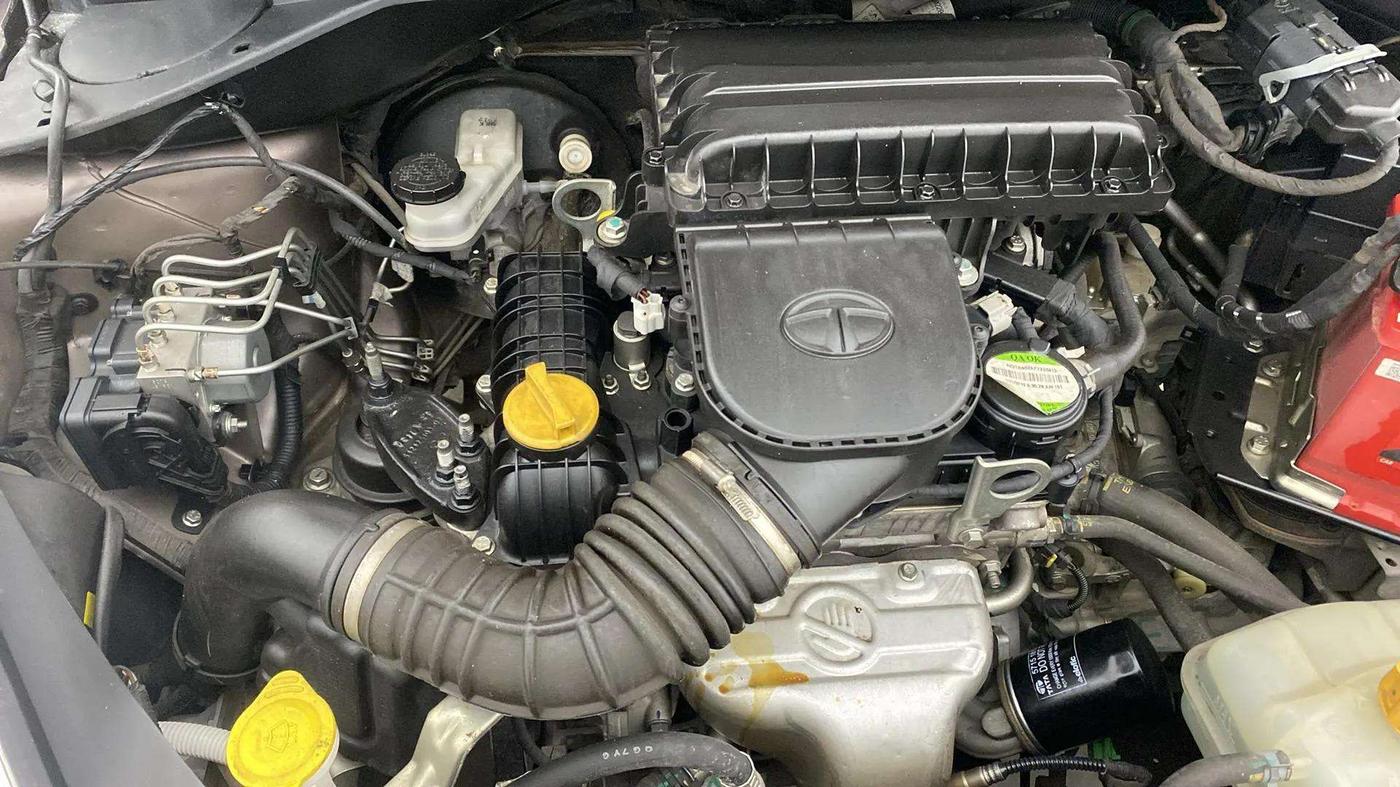 2019 Tata Tiago XZA PETROL, Petrol, Automatic, 31,784 km, Engine View - Right