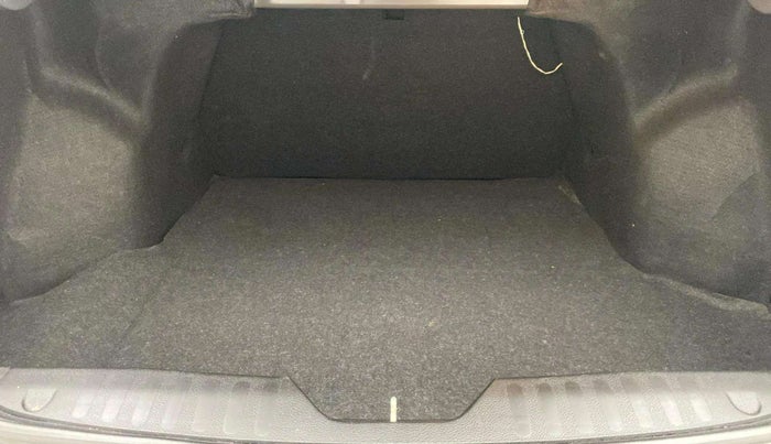 2015 Maruti Ciaz ZXI+ RS, Petrol, Manual, 23,307 km, Boot Open Zoomed View