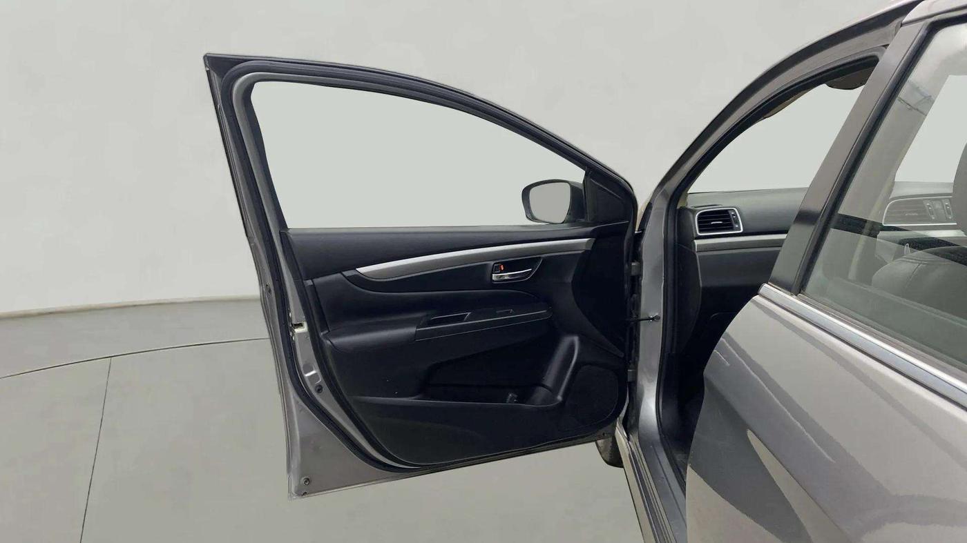2015 Maruti Ciaz ZXI+ RS, Petrol, Manual, 23,335 km, LHS Front Door