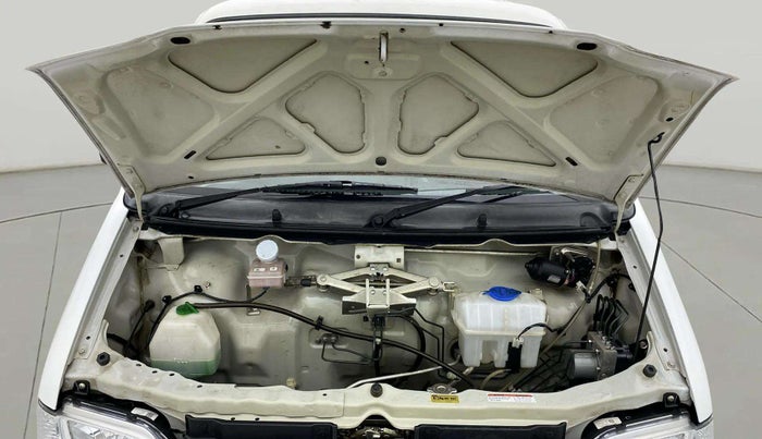 2022 Maruti Eeco 5 STR AC (O), Petrol, Manual, 19,445 km, Open Bonet