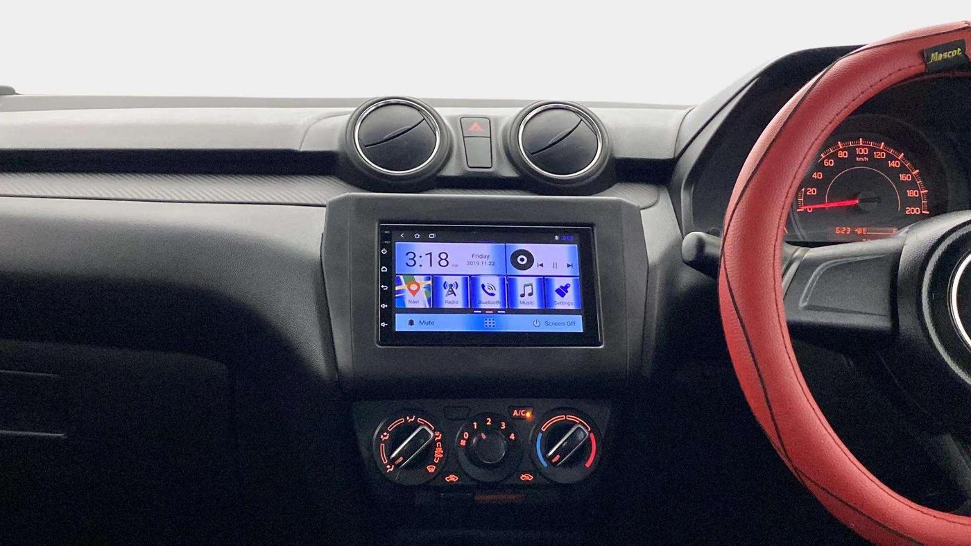 2021 Maruti Swift LXI, Petrol, Manual, 28,001 km, Air Conditioner