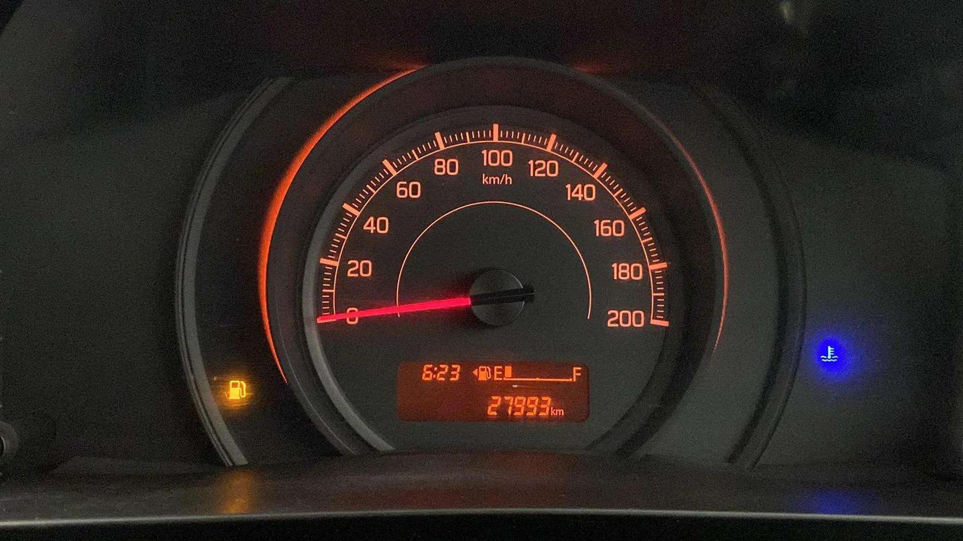 2021 Maruti Swift LXI, Petrol, Manual, 28,001 km, Odometer Image