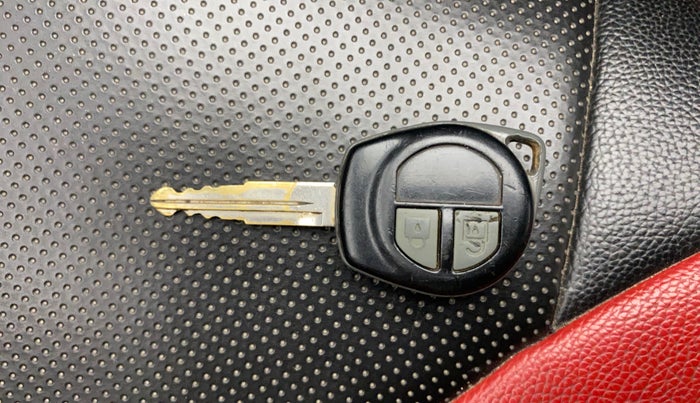 2018 Maruti Alto 800 VXI, Petrol, Manual, 1,03,080 km, Key Close Up