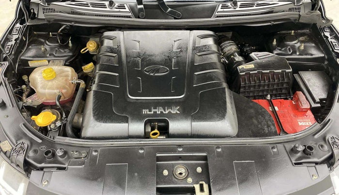 2019 Mahindra XUV500 W7, Diesel, Manual, 49,104 km, Engine View