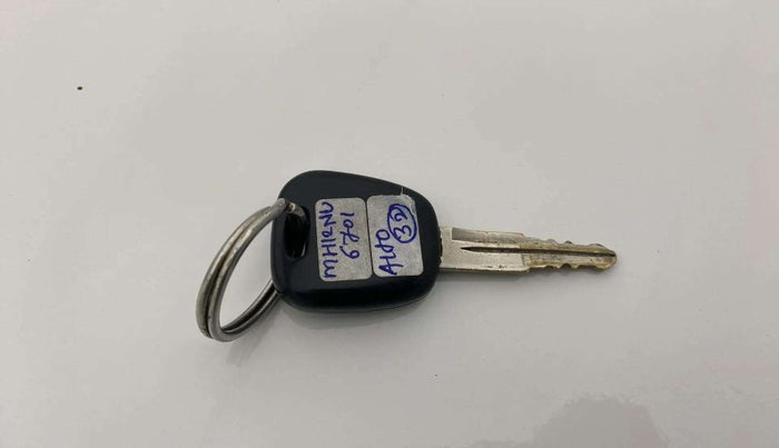 2017 Maruti Alto K10 VXI, Petrol, Manual, 51,639 km, Key Close Up