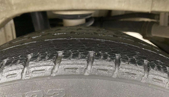 2017 Maruti Alto K10 VXI, Petrol, Manual, 51,639 km, Left Rear Tyre Tread