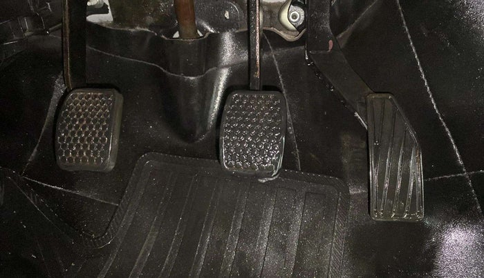 2017 Maruti Alto K10 VXI, Petrol, Manual, 51,639 km, Pedals
