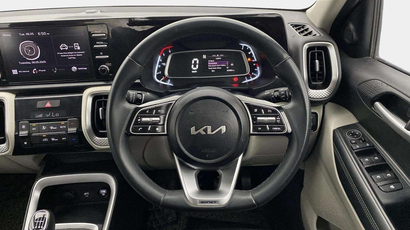 2023 KIA SONET HTX 1.5D IMT, Diesel, Manual, 42,535 km, Steering Wheel Close Up