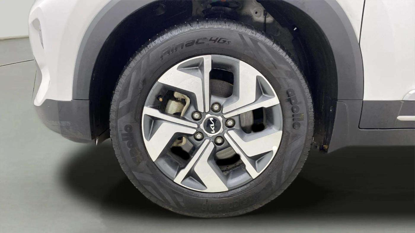 2023 KIA SONET HTX 1.5D IMT, Diesel, Manual, 42,535 km, Left Front Wheel
