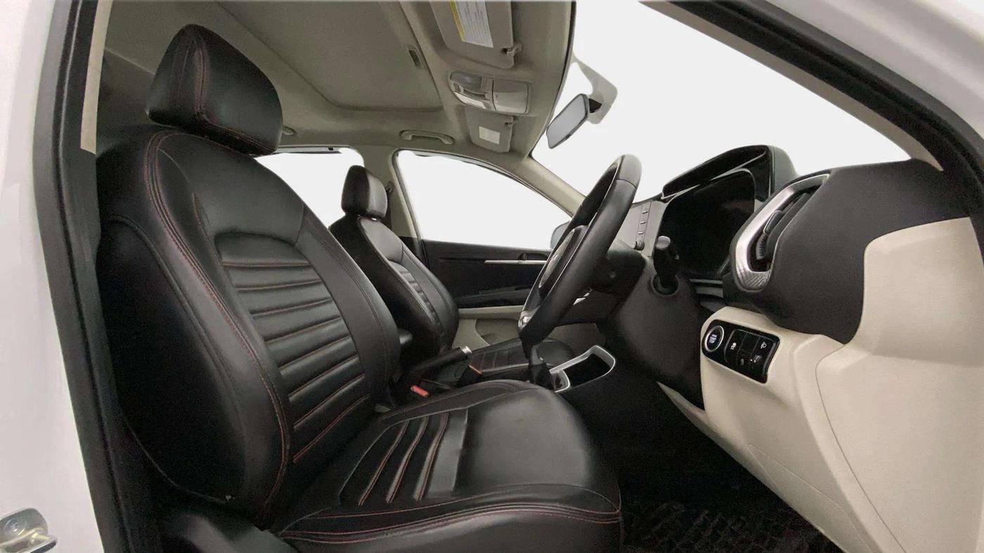 2023 KIA SONET HTX 1.5D IMT, Diesel, Manual, 42,535 km, Right Side Front Door Cabin