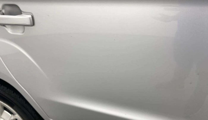 2017 Mahindra TUV300 T6 PLUS, Diesel, Manual, 89,014 km, Right rear door - Minor scratches