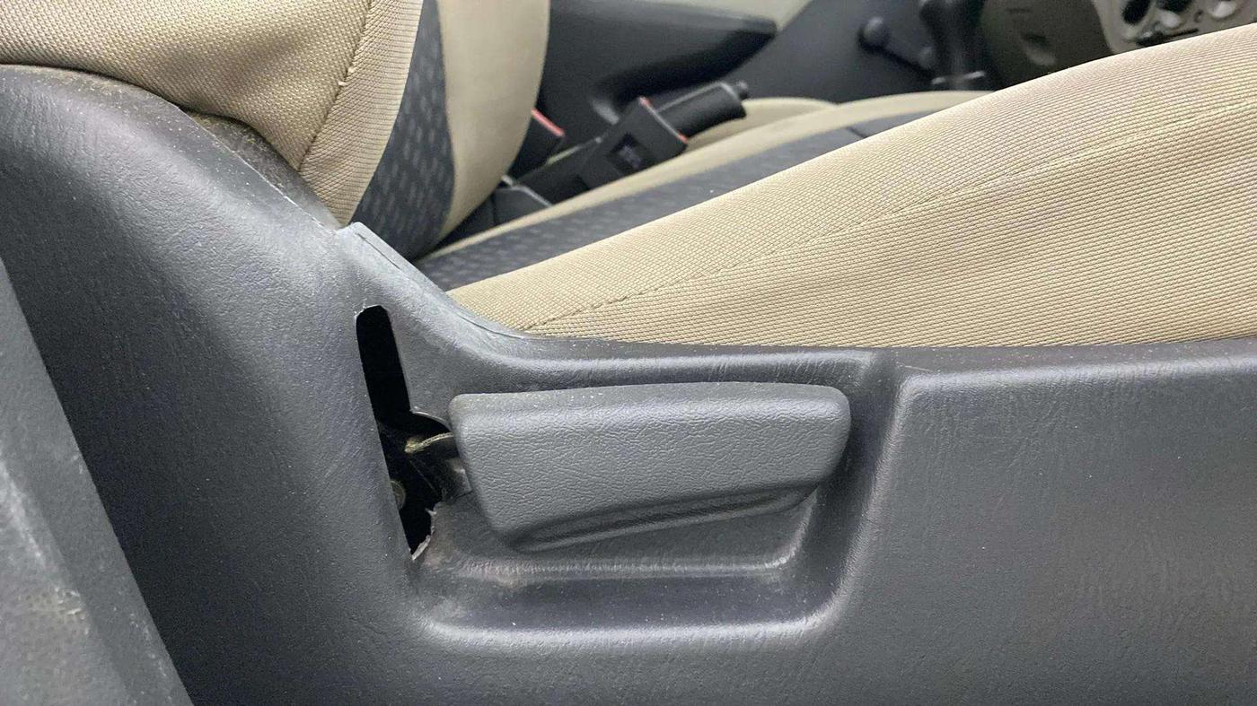 2018 Maruti Alto K10 LXI CNG (AIRBAG), CNG, Manual, 26,154 km, Driver Side Adjustment Panel