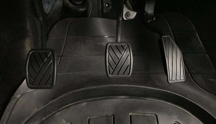2021 Maruti New Wagon-R LXI 1.0, Petrol, Manual, 20,034 km, Pedals