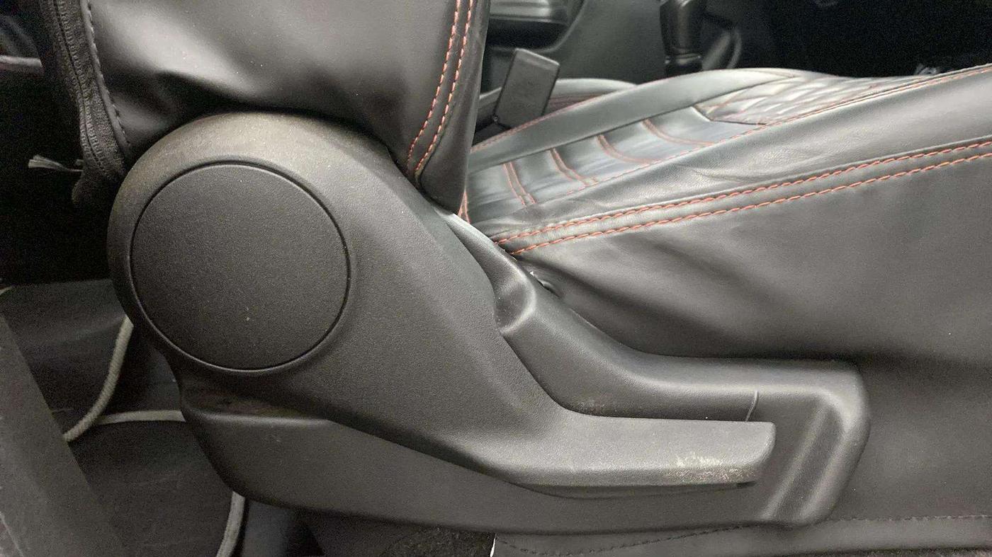 2023 Maruti Celerio VXI CNG, CNG, Manual, 13,179 km, Driver Side Adjustment Panel