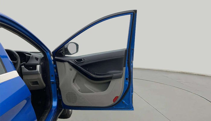 2019 Tata NEXON XM PETROL, Petrol, Manual, 35,821 km, RHS Front Door