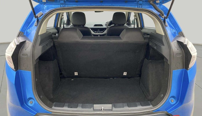 2019 Tata NEXON XM PETROL, Petrol, Manual, 35,821 km, Dicky (Boot door) - Parcel tray missing