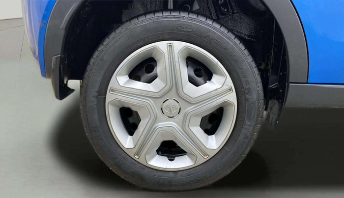 2019 Tata NEXON XM PETROL, Petrol, Manual, 35,821 km, Right Rear Wheel