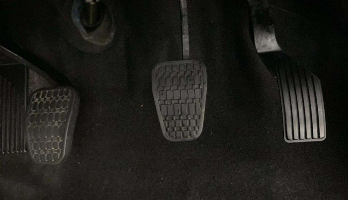 2019 Tata NEXON XM PETROL, Petrol, Manual, 35,821 km, Pedals