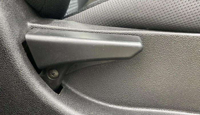 2019 Tata NEXON XM PETROL, Petrol, Manual, 35,821 km, Driver Side Adjustment Panel
