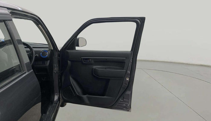 2021 Maruti S PRESSO VXI (O), Petrol, Manual, 18,243 km, RHS Front Door